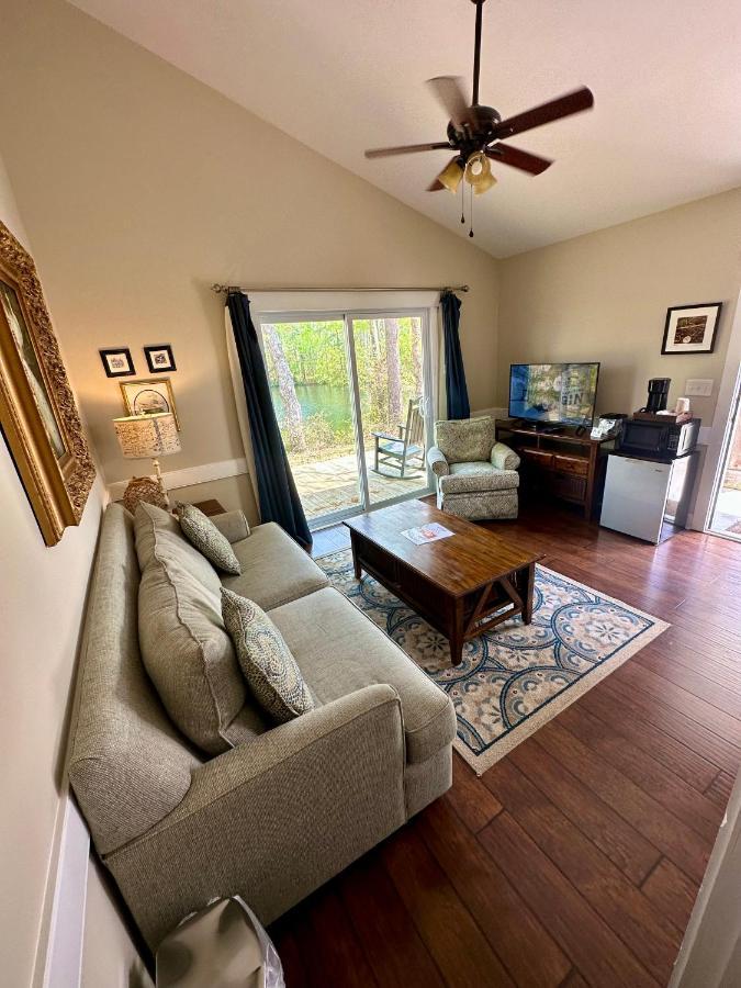 Cape Fear Vineyard And Winery Hotel Elizabethtown Buitenkant foto