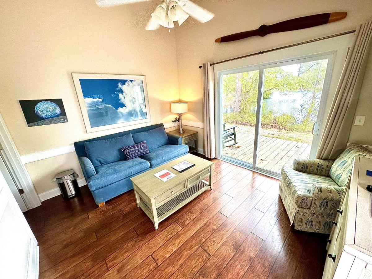 Cape Fear Vineyard And Winery Hotel Elizabethtown Buitenkant foto