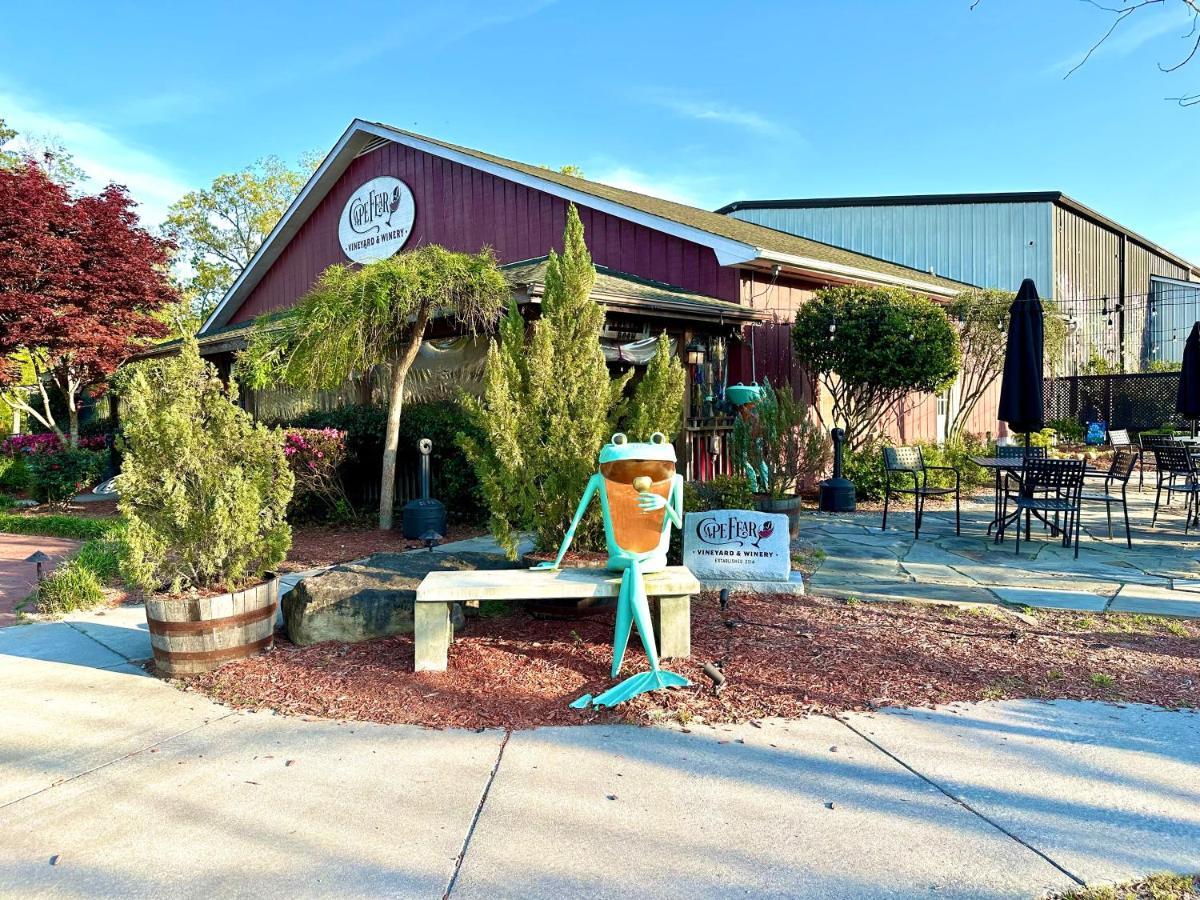 Cape Fear Vineyard And Winery Hotel Elizabethtown Buitenkant foto